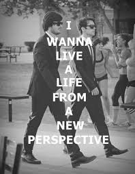 Panic At The Disco The Ballad Of Mona Lisa Meaning It Deves Me Crazy That Don T Have This On My Ipod Panic At The Disco Lyrics Disco Panic