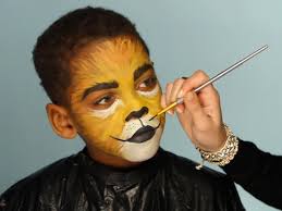 Mix all ingredients together in an old muffin pan and you are ready to paint. Kid S Halloween Makeup Tutorial Lion Hgtv