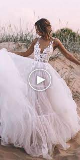 51 Robes De Mariee De Plage Parfaites Pour Les Mariages A Destination Mariage De Plage Mariag Robe De Mariee Robe De Mariage Vintage Robe De Mariage De Plage