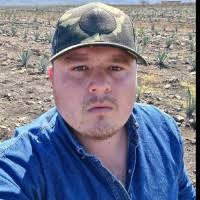 40+ perfiles de «Ali Ruiz»