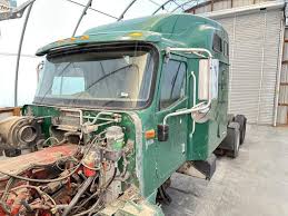 International 5900I-SFA-4X2-2004 Cab & Chassis Truck