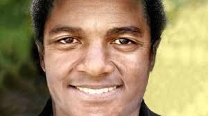 What If Michael Jackson Never Had Surgery? asks hot clicks