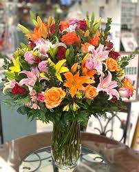 For next day delivery, order monday through thursday before 1:00 p.m. Lilies Roses In Vase Flowers Order Flowers Online Order Flowers