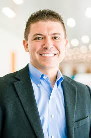 Robin Lowery's Instagram, Twitter & Facebook