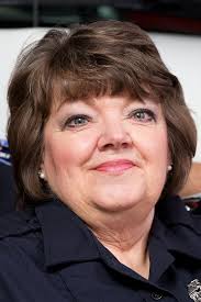 From volunteering as an EMT to quilting blankets for the needy, Bennington  woman goes 'way beyond the call of duty'