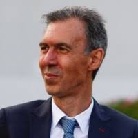 10+ perfiles de «Leyva»