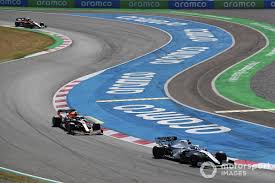 El campeonato de fórmula 1 vive una temporada más, la emocionante lucha de mercedes con el resto de equipos. F1 Horario Y Como Ver La Clasificacion Del Gp De Espana
