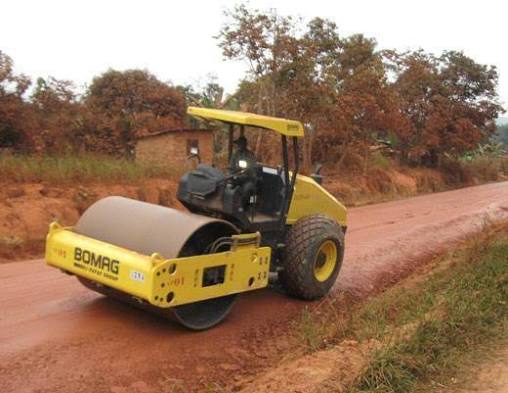 BOMAG BW 212 D-3 Smooth Drum Roller