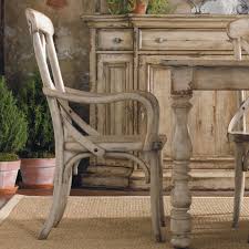 If you have a wooden floor, opt for a white dining table to really show off a contrast. Ddr50 Distressed Dining Room Hausratversicherungkosten