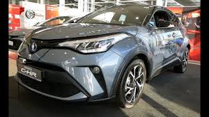 Llegó la toyota chr a perú , llega en dos versiones híbridas con un motor 1.8 y un propulsor eléctrico con una potencia combinada de 122 hp. 2020 2021 New Toyota C Hr Exterior And Interior Youtube
