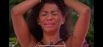 Was anyone else irritated by the situation where Stella told Hannah to ask  Chris out? If Hannah wants to date Chris I'd have thought it far more  sensible for them to get