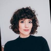 Elisa Blanco's Instagram, Twitter & Facebook