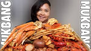 Labor day calls for a seafood boil! Giant 10 Pound Seafood Boil Mukbang By Crazy Crab Cajun Seafood Review Shai Snacks Youtube