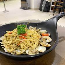 Makan tengahari di sds cafe & bakery, taman pelangi, jb | isnin lepas, cuti hol negeri johor. Sds Bakery Cafe Skudai 1 Jalan Kebudayaan Restaurant Reviews Photos Phone Number Tripadvisor