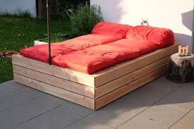 Douglasie Lounge Liege Eine Insel Der Entspannung Im Obi Selbstgemacht Blog Liege Garten Aussenmobel Gartenliege Selber Bauen