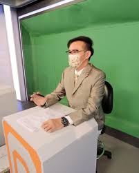 全英羽毛球公开赛又称全英羽毛球锦标赛，全英羽毛球公开赛（the all england open badminton championships）是世界上最早和最具荣誉的羽毛球比赛，每年举办一次，在1898年guildford成功举办第一次世界羽毛球锦标赛后创建，1899年4月第一次全英比赛成功举办，但是，当时只进行有三个项目（男双、女双和混双. Mfk591az5hk8xm