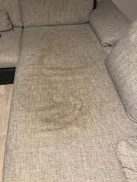 Mit der richtigen vorbehandlung und möglichst warmem wasser werden textilien schnell wieder. Kriegt Man Das Noch Gereinigt Mobel Reinigung Sofa