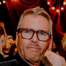 Mark Morrow's Instagram, Twitter & Facebook