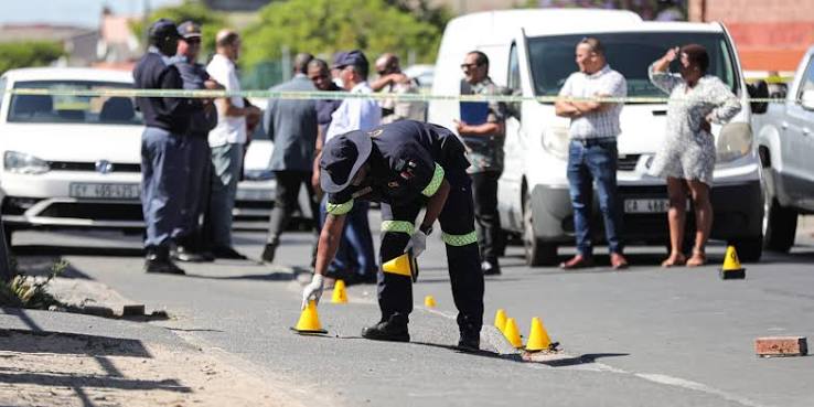 SAPS, SANDF scope gang hotspots as Cape Flats records 23 murders in 11 days