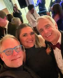 What a beautiful weekend celebrating The Warren's wedding in Nashville.  Congrats @themattwarren and his stunning bride, @jessicaabowlingg. What a  perfect night in Nashville. Man, Ya gotta love love!! ❤️🍾 💍