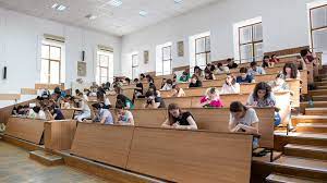 Numarul locurilor la forma buget include, conform distribuirii lor de catre senatul umfcv, după caz, pentru fiecare program de studii in parte, locurile alocate specificat pentru: 3o0rz Ruljcgvm