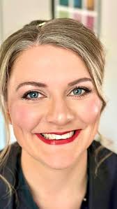 A lovely morning spent with Rachel and her bridal party., So relaxed 😎 The  bride even drove herself to the venue. I❤️these kind of weddings !, Thank  you to @johairandmakeup20 for assisting me.Stunning ...