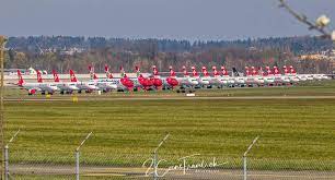 Düsseldorf airport / flughafen düssedorf. Dubendorf Unheimliche Stille