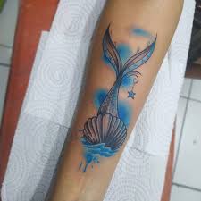 Tatuagem De Iemanja 40 Inspiracoes Com A Mae Das Aguas Outro desenho desse estilo é o do anjo sentado em cima das. tatuagem de iemanja 40 inspiracoes com