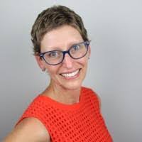 Lori Erb's Instagram, Twitter & Facebook