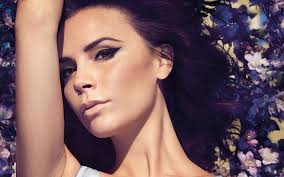 Download Wallpapers Victoria Beckham British Singer 4k Portrait Make Up Fashion Model Besthqwallpapers Com Victoria Beckham Portrait Victoria