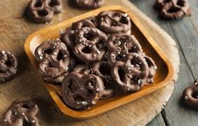 Bretzels Au Chocolat Sables De Noel Recettes Cooking Recette Bretzel Au Chocolat Sables De Noel Recettes De Cuisine