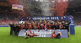 Pas de duel entre clubs de ligue 2 au les affiches du 8ème tour de la coupe de france. Coupe De France Le Tirage Des Quarts De Finale En Direct