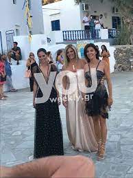 Εγκυμοσυνη σακησ τανιμανιδησ χριστινα μπομπα μαρια μπακοδημου μητερα Gossip2gossip Gamos Mpompa Tanimanidh Gynaikeia Ypo8esh Ti Foresan H Aderfh H Mhtera Kai H Koympara Ths Xristinas