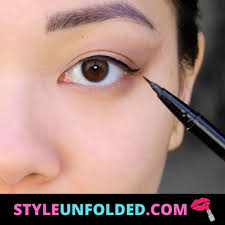 What is a hooded eye? Hooded Eyes 24 Best Makeup Tips Winged Eyeliner Eyeshadow