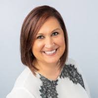 Sarah Murchison's Instagram, Twitter & Facebook