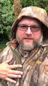 Trying my best to show off how cool this hunting combo is from  @NewViewHunting ! Hit me up if you have questions! #hunting #newviewhunting  #newview #hunt #outdoors #deer #elk #turkey #bear #huntin ...