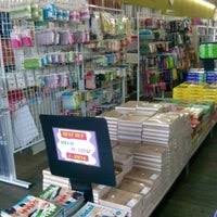 Dengan harga yang terjangkau kami siap melayani anda dalam memenuhi kebutuhan alat tulis kantor dannperlengkapan pramuka. Kedai Buku Alat Tulis Book Station Bandar Jengka Pahang