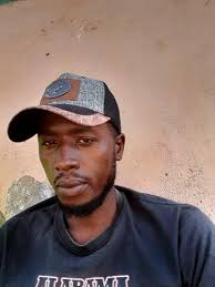 Klevin Vokez updated his profile picture.