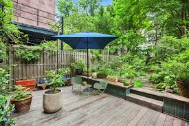 Family garden nearby at 1709 foster ave, brooklyn, ny: Maggie Gyllenhaal And Peter Sarsgaard S Family Townhouse In Brooklyn Wsj