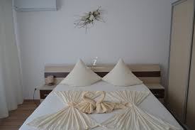 Check spelling or type a new query. Vila Marius 2 Mai Contact Direct