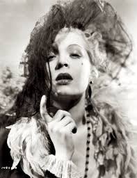 Stunning Dorothy Stratten** What movie/TV show did you know her from? And  what roles could you see her as?