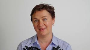 Julia Ostanina-Olszewska: Conceptualizations of up and down in  cross-cultural communication