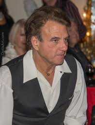 Conducted and arranged by fellow Temple Music College student Tommy Sellers  who was groomed in the John Madara stable of musicians in Philadelphia.  Tommy and Daryl Hall were in a Madara recording