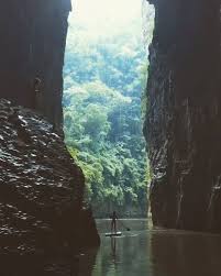 Discover Earth Discoverearth Posted On Instagram Arco Del Tiempo In Chiapas Mx Chiapas Is A State In Southern Mexico Bord In 2020 Chiapas Rainforest Mexico
