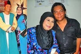 Wajah terbaru permaisuri siti aishah sempena projek wakaf telekung. Laman Gosip Dan Informasi Terkini