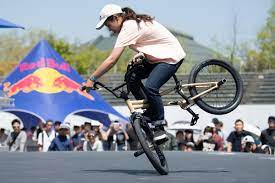 Bmx freestyle is a super cool bmx bike riding and stunt game that you can play online and for free on silvergames.com. Bmx One Sport Two Amazing Worlds