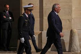 Bayrou: Chute Imminente? Vote de Confiance Décisif à l'Assemblée! - Imagen principal del artículo