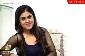 She has owned the silver in kickboxing at the national level championship. E Ee Proves My Acting Talent Naira Shah Interview Telugu News Indiaglitz Com