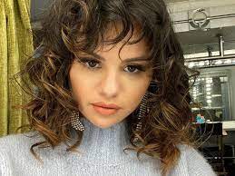 Medium hairstyles should be one of the most favorite looks for women. 35 Shoulder Length Hairstyles And Cuts For Medium Hair Who What Wear