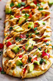 22 Naan Pizza Recipes That Make Speedy Weeknight Meals Recipe Chicken Flatbread Recipes Naan Pizza Recipes